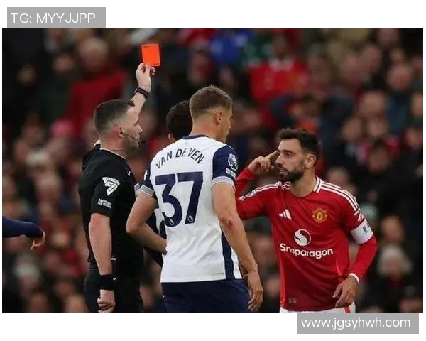 眼睛闪耀如星的足球明星们展现无与伦比的魅力与才华