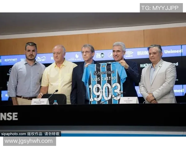 巴西足球明星加盟球队背后的故事与影响分析